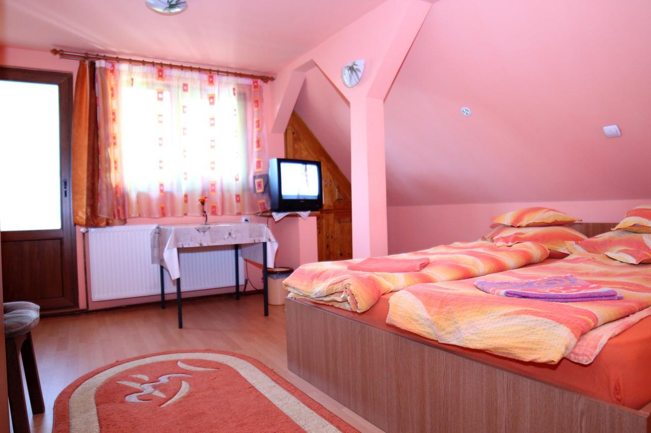 Hotel Csergő Ildikó vendégház Lăzarea Exterior foto