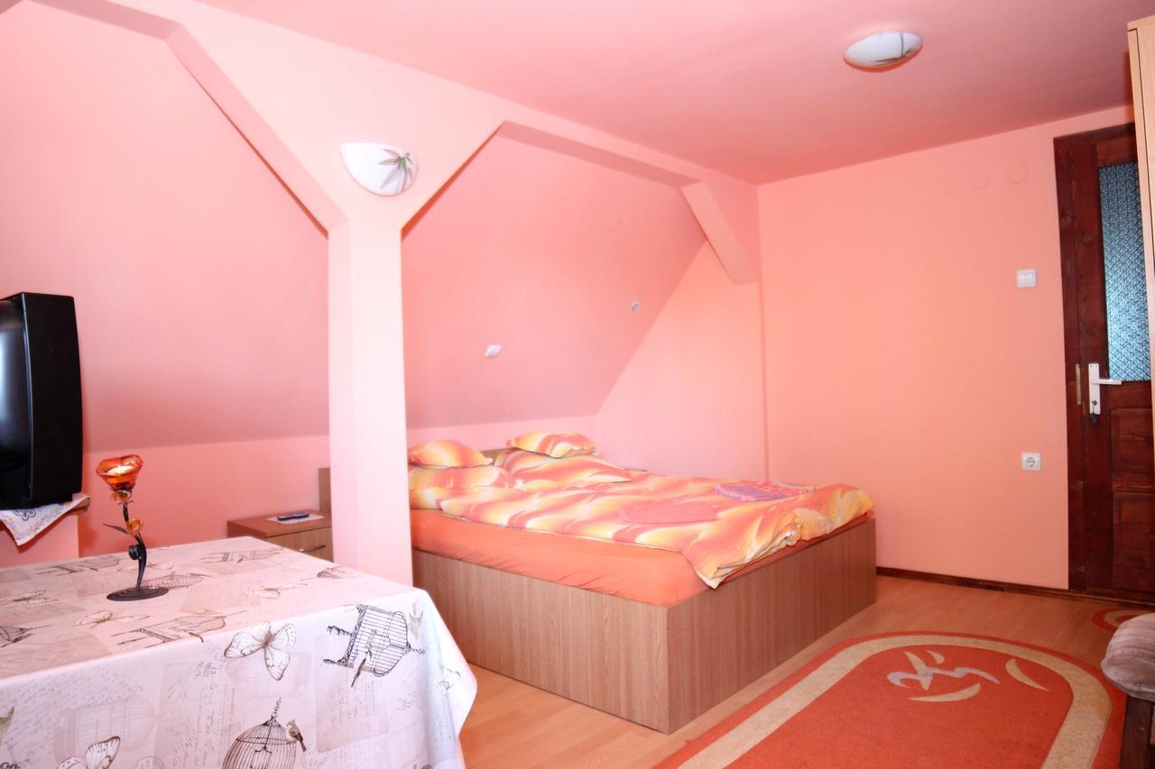 Hotel Csergő Ildikó vendégház Lăzarea Exterior foto